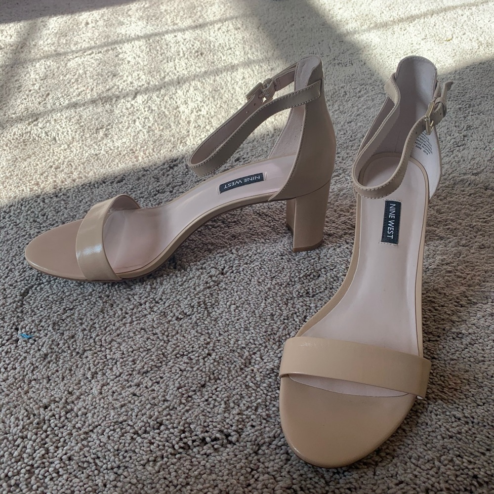 Nine west ankle strap sandals Sz 11 womens